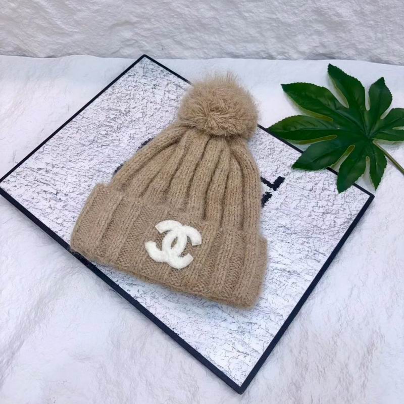 Chanel hat (1973)