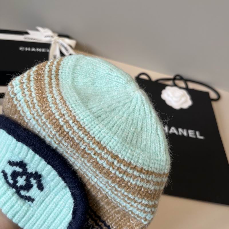 Chanel hat (200)