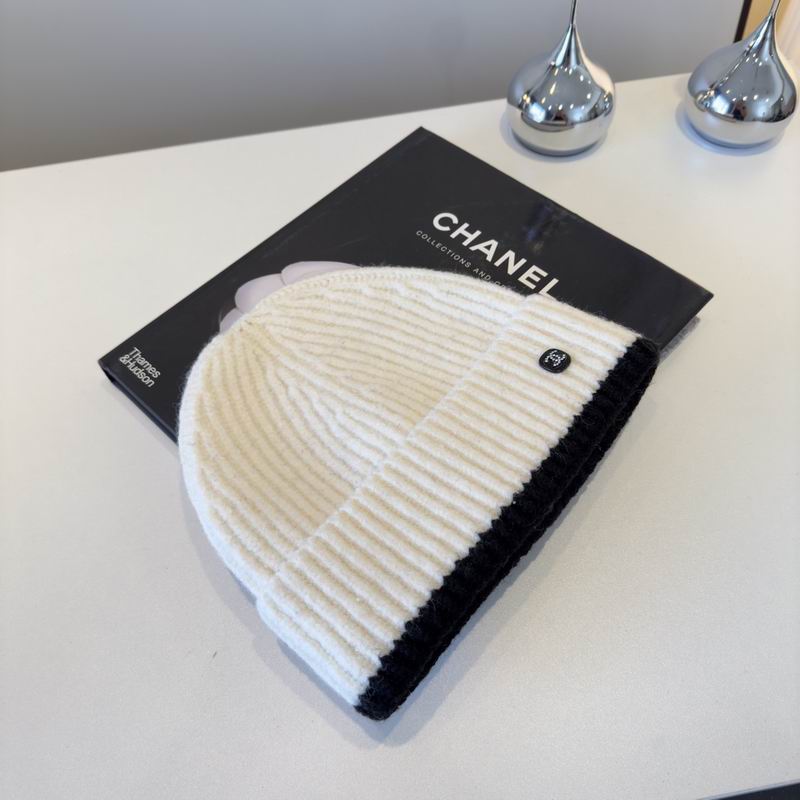 Chanel hat (823)