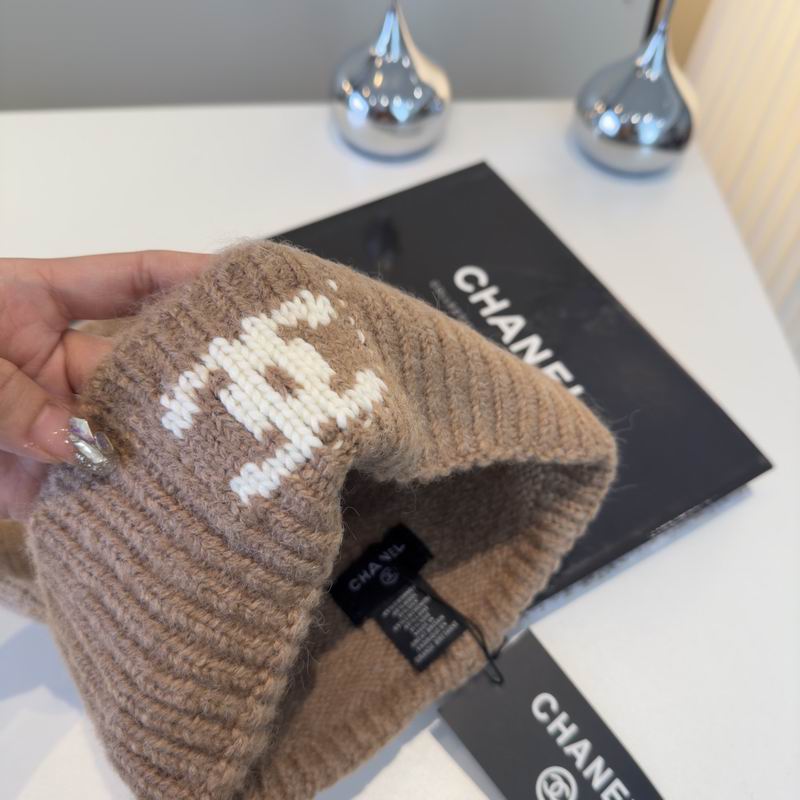 Chanel hat (839)