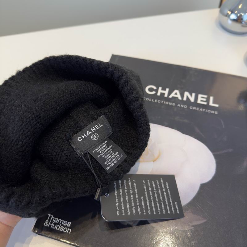 Chanel hat (846)