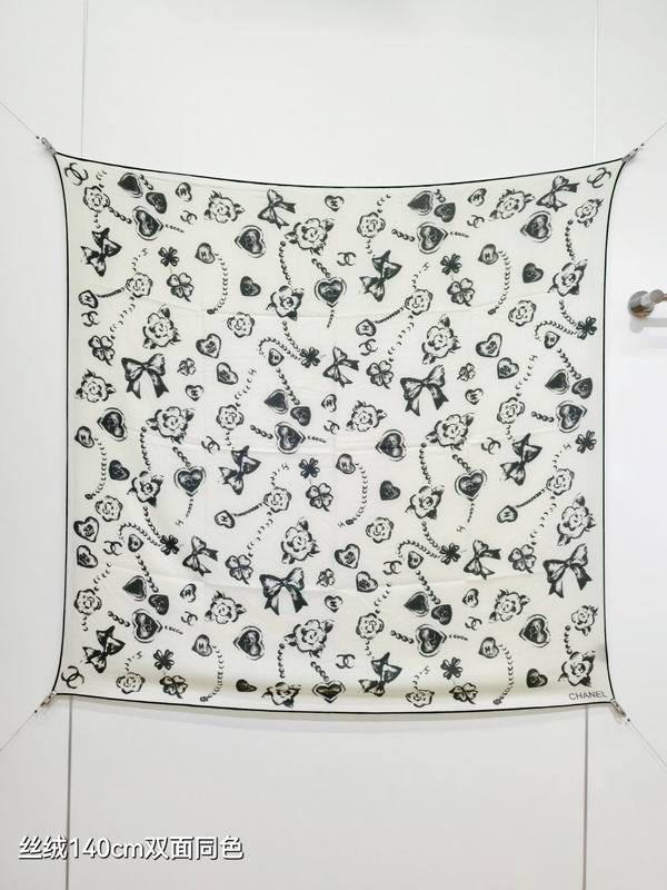 Chanel scarf 140X140cm 70%羊绒30%真丝 E01 (18)