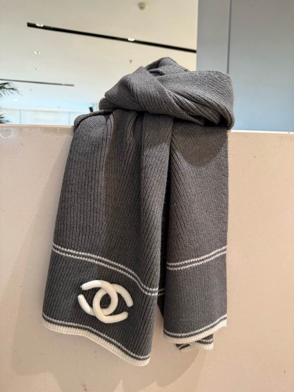 Chanel scarf 35X190cm E 19 (21)
