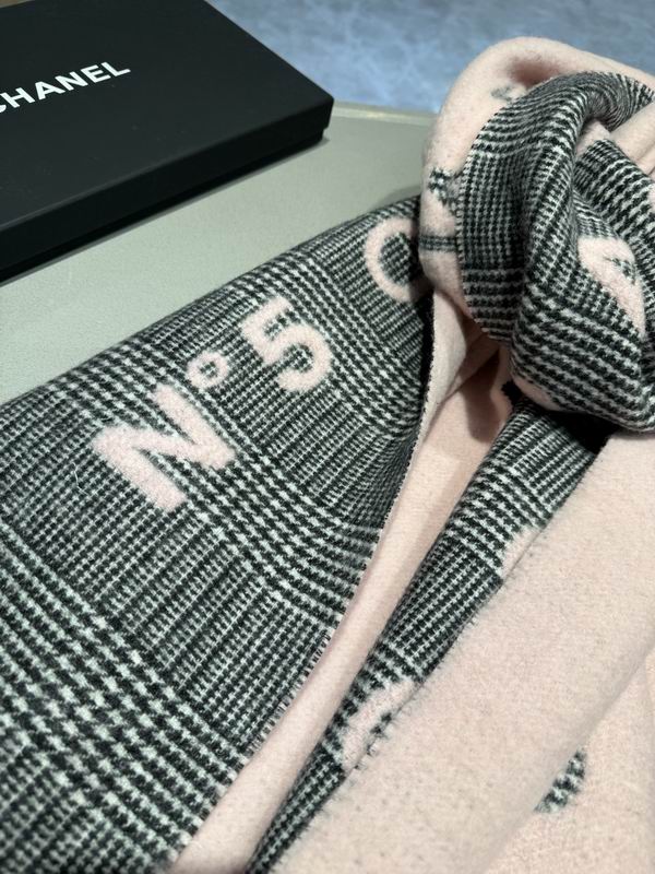 Chanel scarf 74.4X194.4cm 100%羊绒 E13 (1)