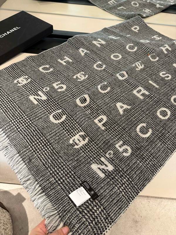Chanel scarf 74.4X194.4cm 100%羊绒 E13 (16)