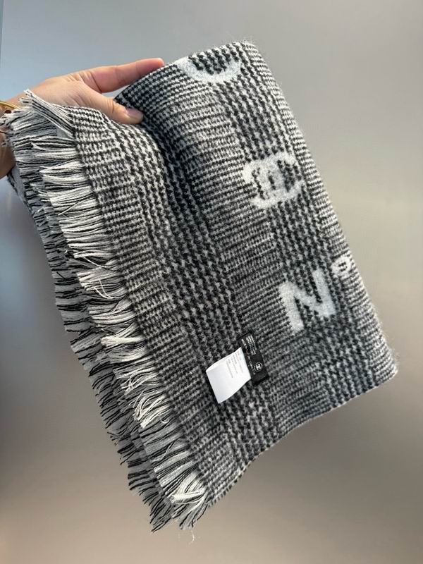 Chanel scarf 74.4X194.4cm 100%羊绒 E13 (17)