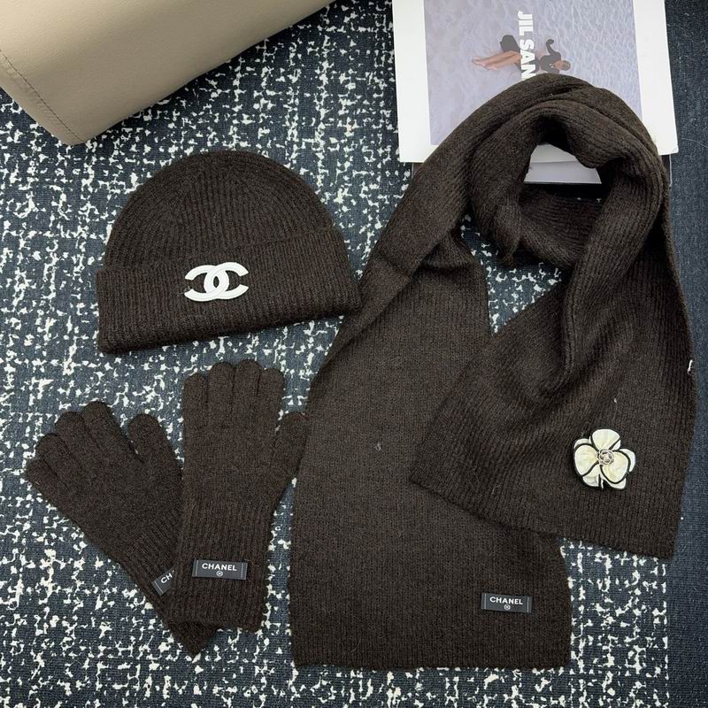Chanel scarf hat gloves (33)