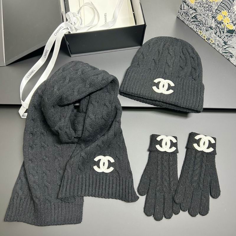 Chanel scarf hat gloves dx (1)
