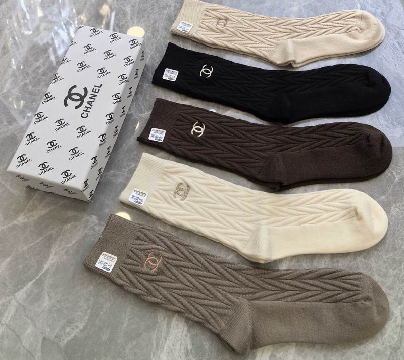 Chanel socks (2)