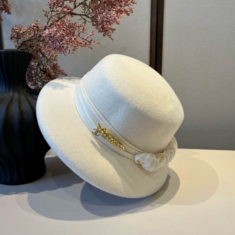 Chanel top hat (172)