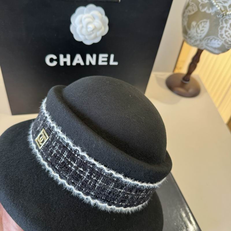 Chanel top hat (207)
