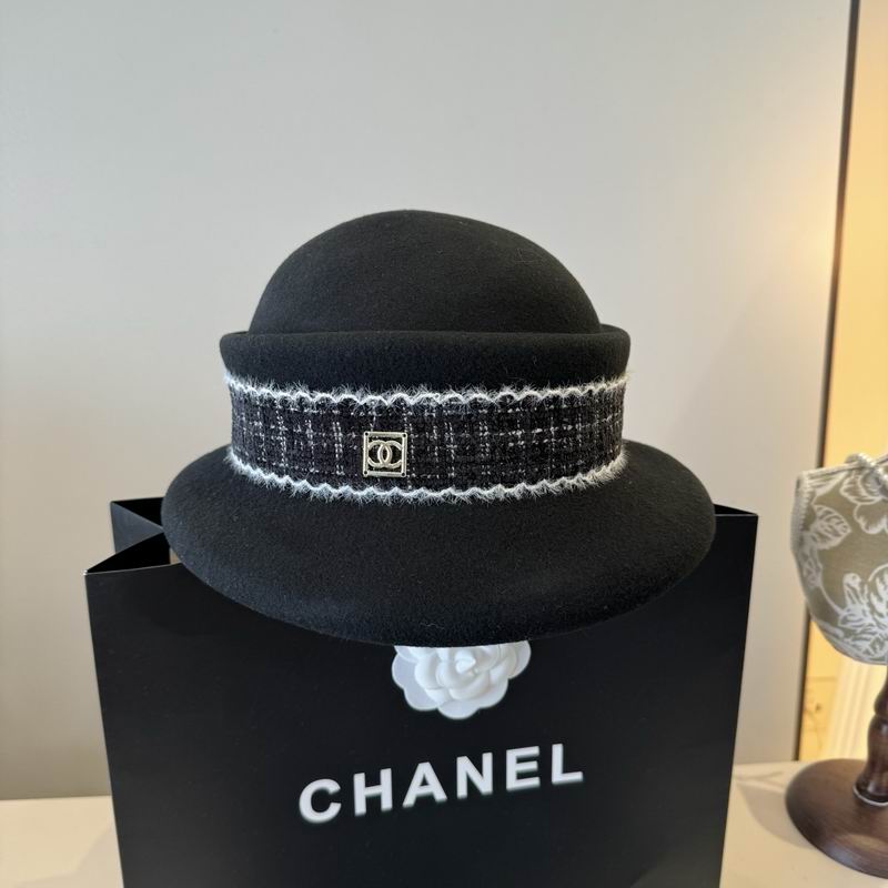 Chanel top hat (212)