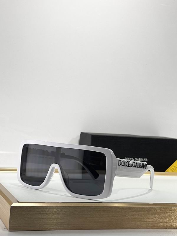 DG Glasses smr (200)