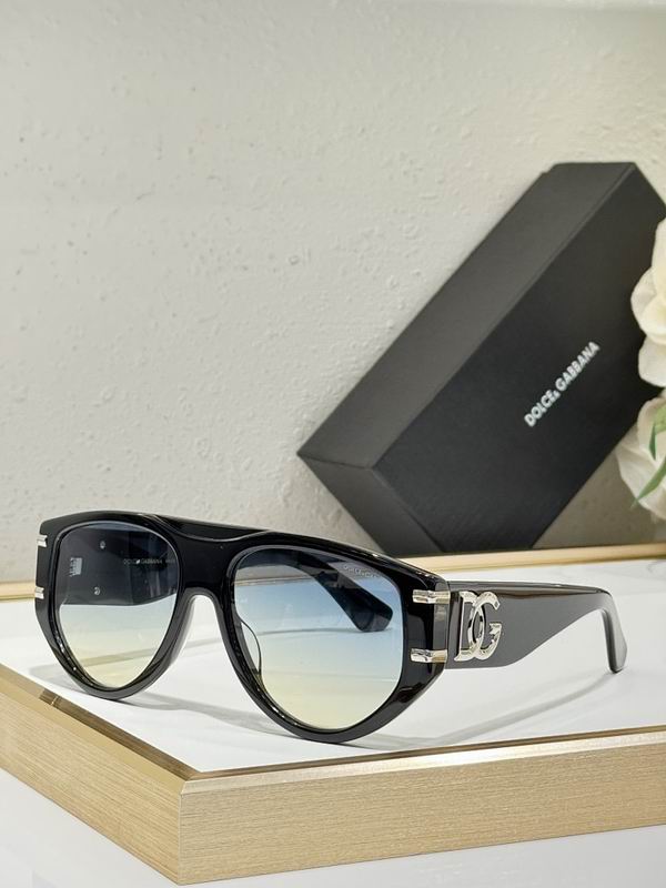 DG Glasses smr (250)