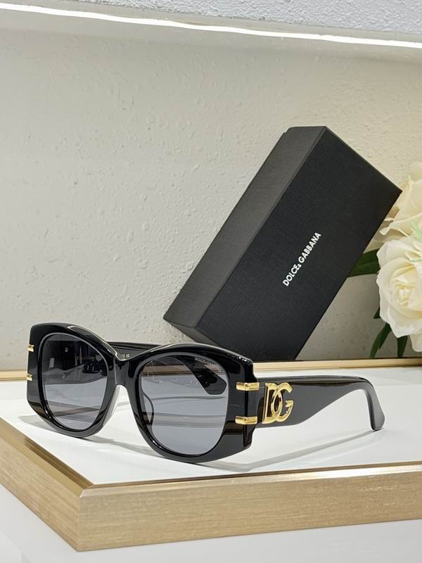 DG Glasses smr (256)