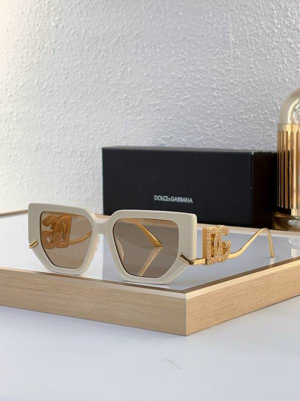 DG Glasses smr (472)