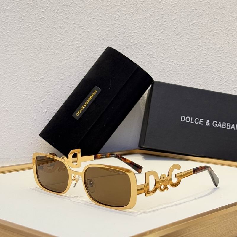 DG Glasses smr (480)