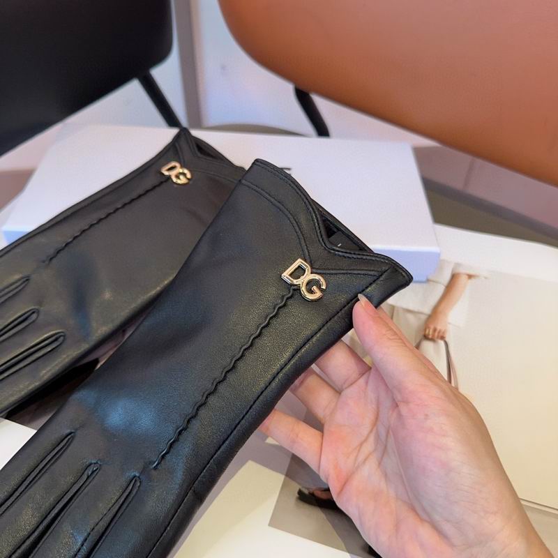 DG gloves M L 125 (5)