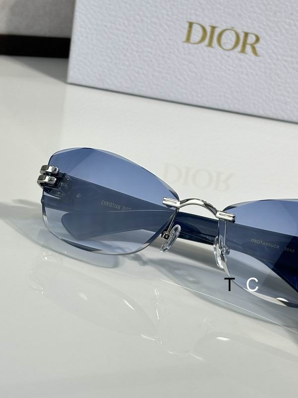 Dior  DSGTA5 64 18-145 c07