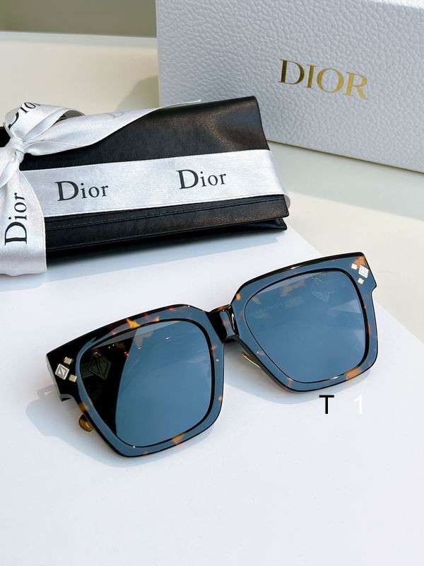 Dior  S3F 55 18-145 a03
