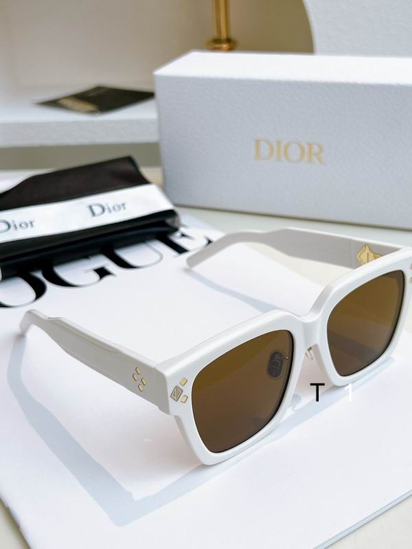 Dior  S3F 55 18-145 a05