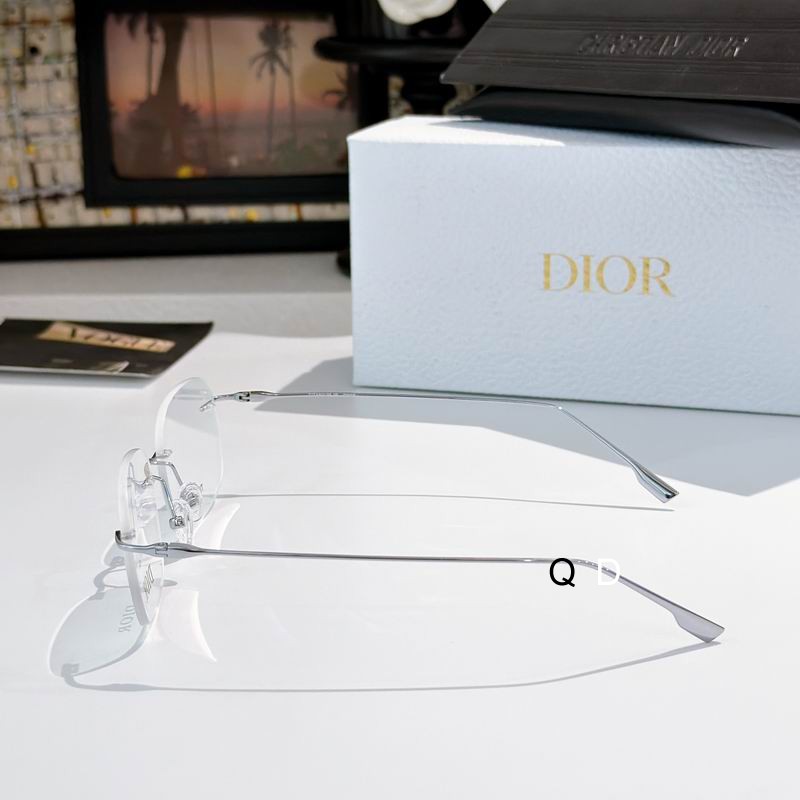 Dior 110901 a 05