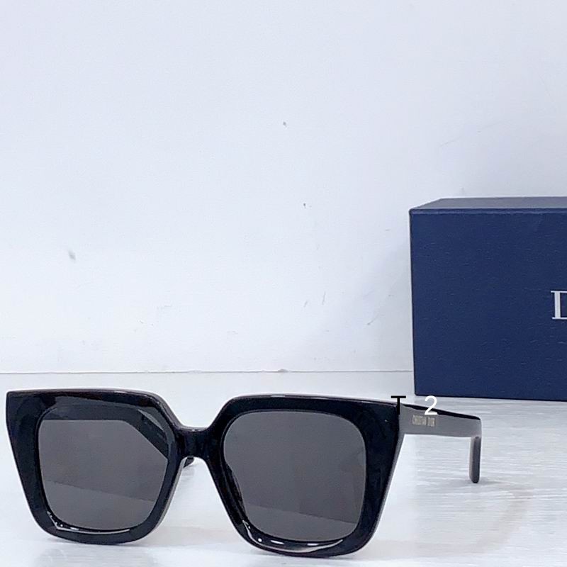 Dior 112701 53 18-140 b02