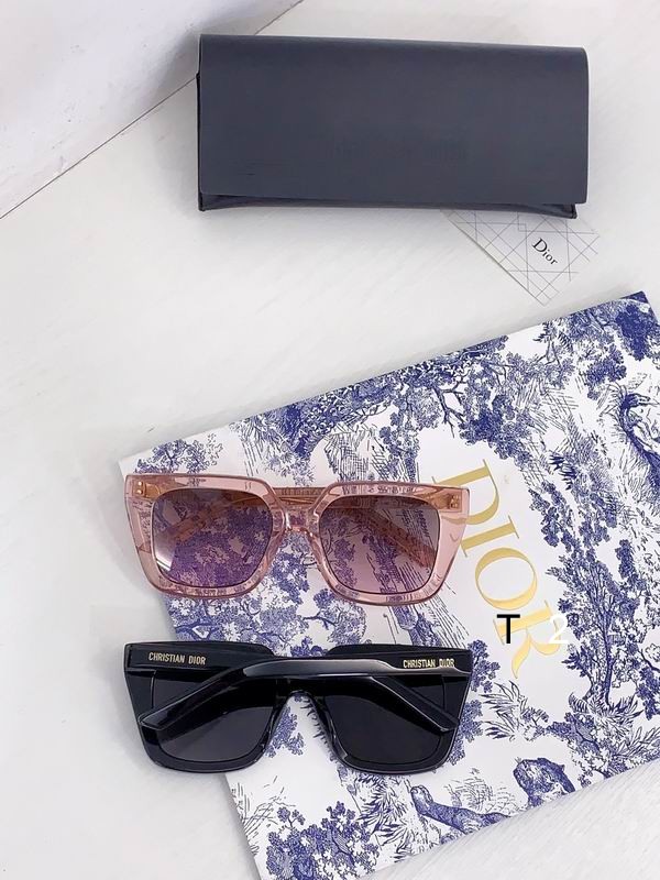 Dior 112701 53 18-140 b06