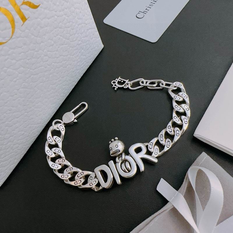 Dior Bracelet 09yxx01 (3)