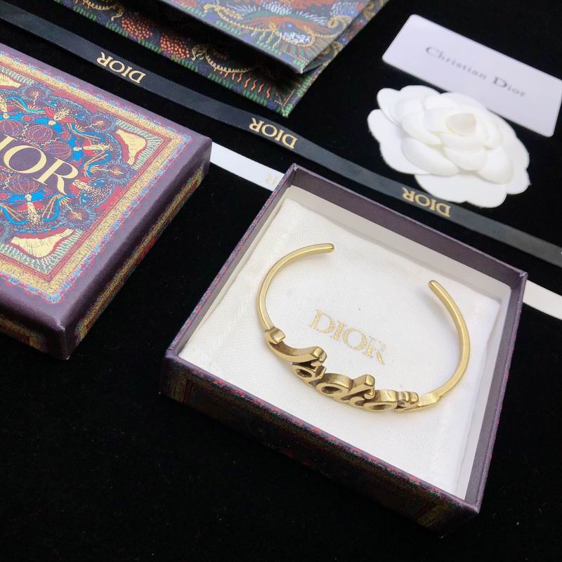 Dior Bracelet 09yxx08 (3)