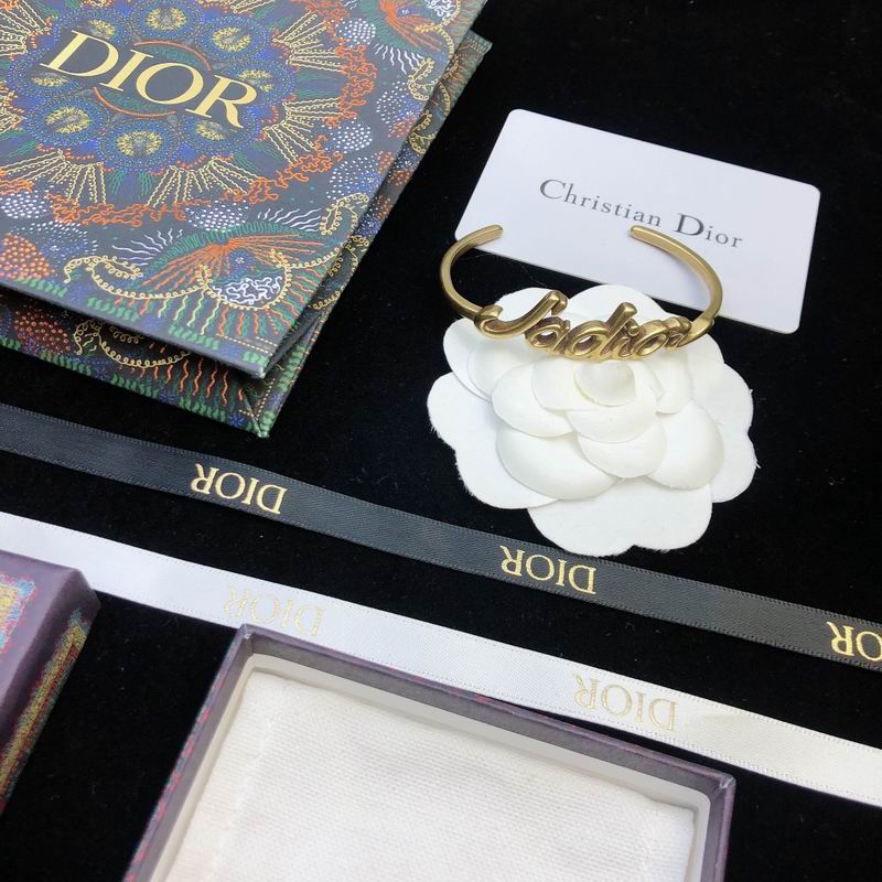 Dior Bracelet 09yxx08 (5)