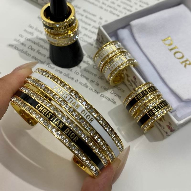 Dior Bracelet 09yxx11 (2)