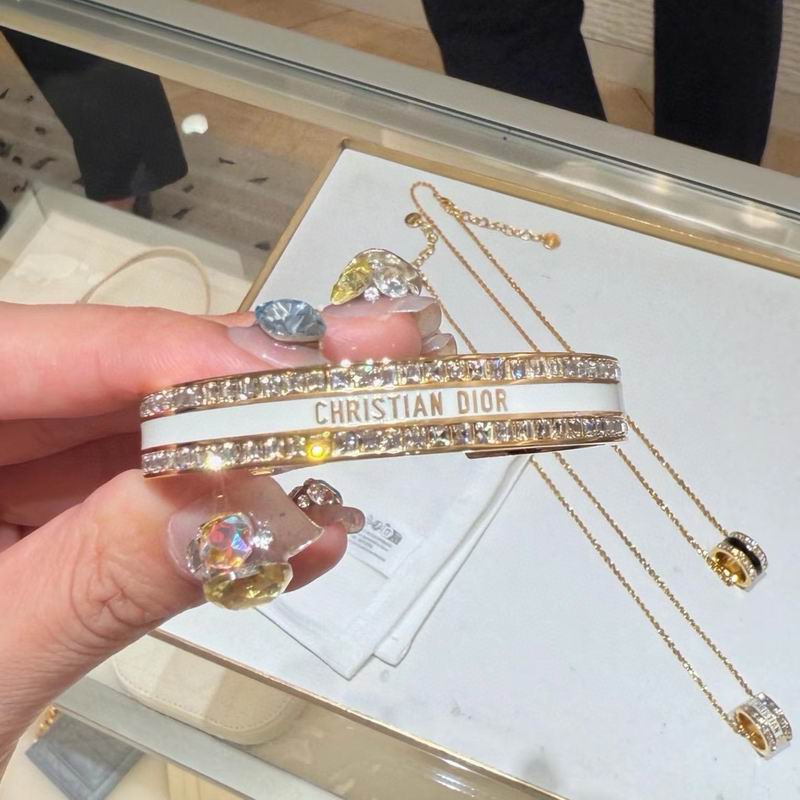 Dior Bracelet 09yxx11 (5)