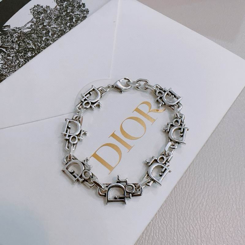Dior Bracelet 09yxx13 (4)