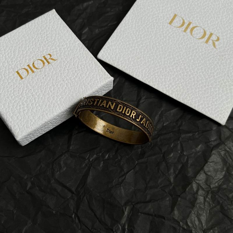 Dior Bracelet 09yxx19 (2)