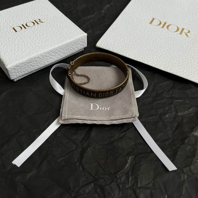 Dior Bracelet 09yxx19 (3)