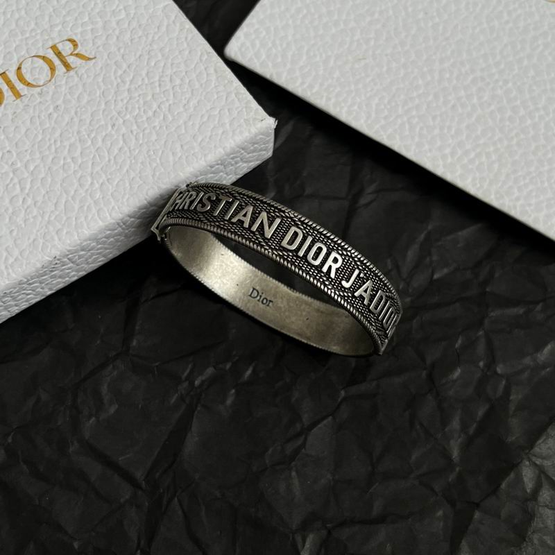 Dior Bracelet 09yxx19 (8)