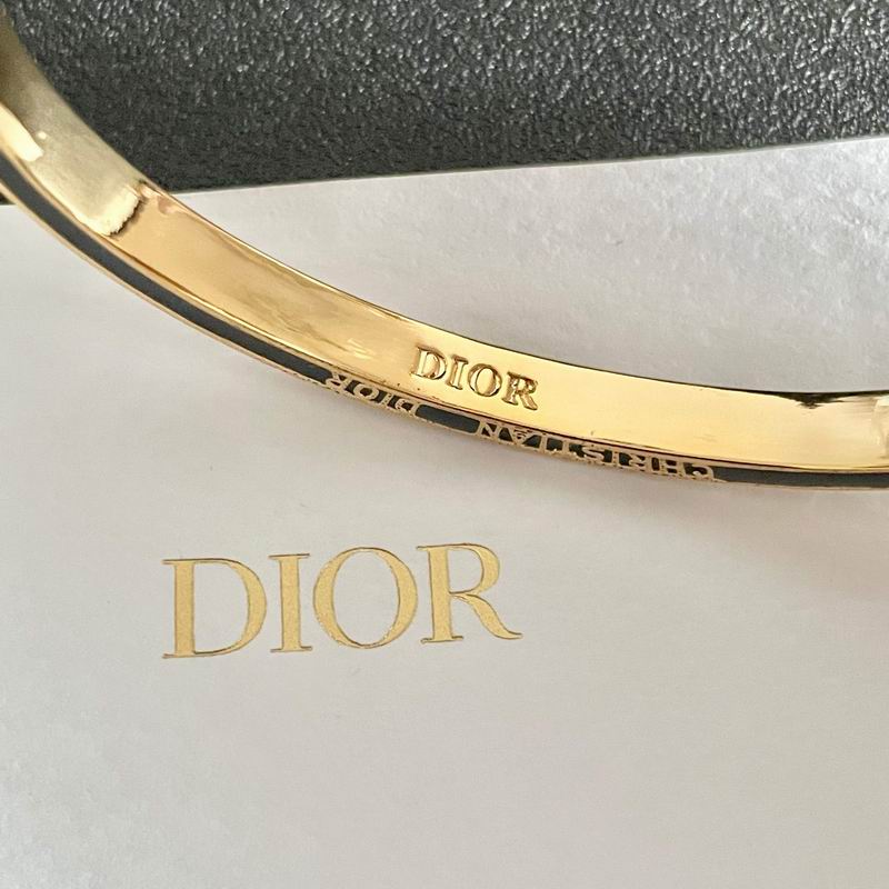 Dior Bracelet 09yxx31 (6)