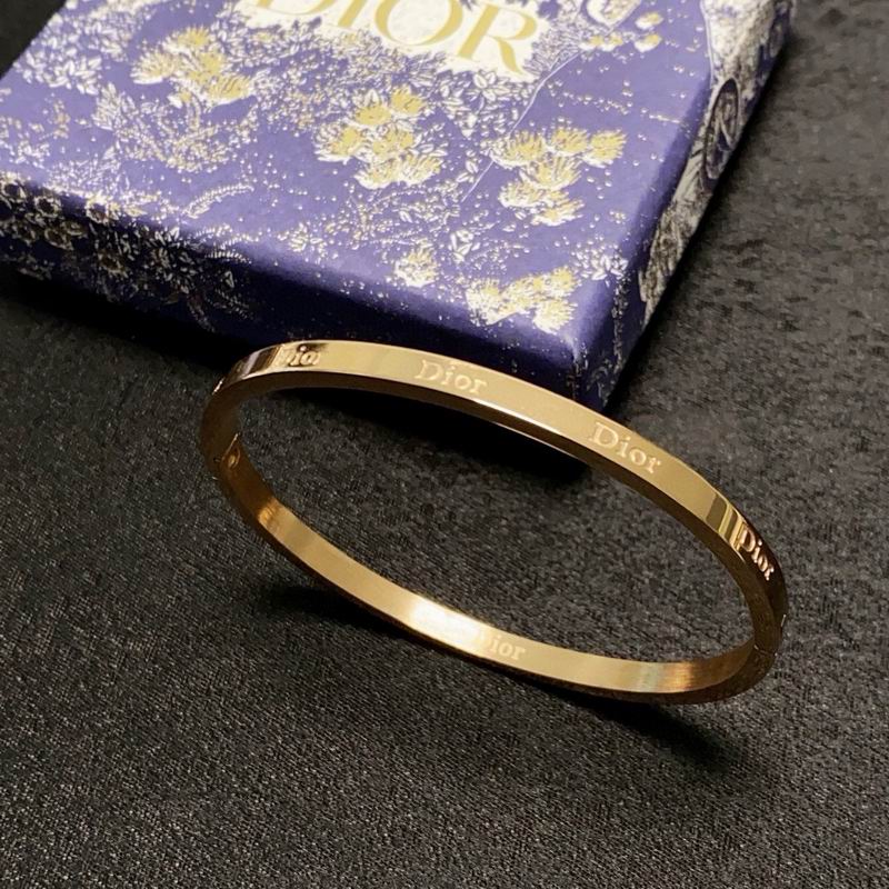 Dior Bracelet 10yxx38 (5)