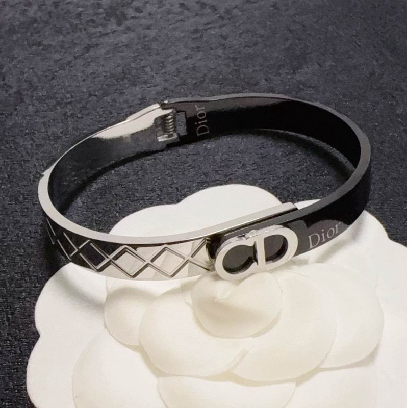 Dior Bracelet 10yxx39 (4)