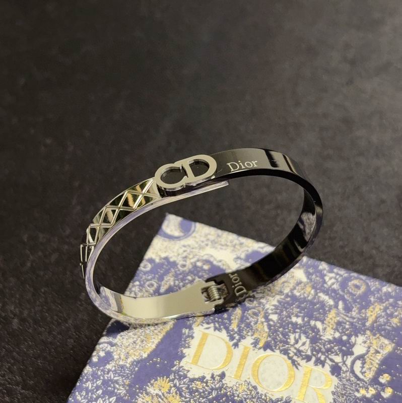 Dior Bracelet 10yxx39 (6)