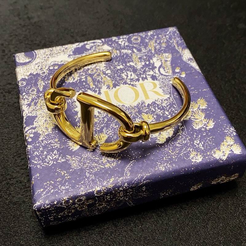 Dior Bracelet 10yxx40 (2)