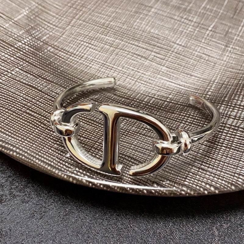 Dior Bracelet 10yxx40 (4)