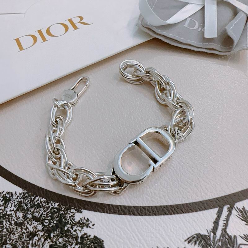 Dior Bracelet 10yxx42 (4)