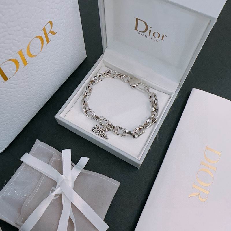 Dior Bracelet 10yxx46 (3)