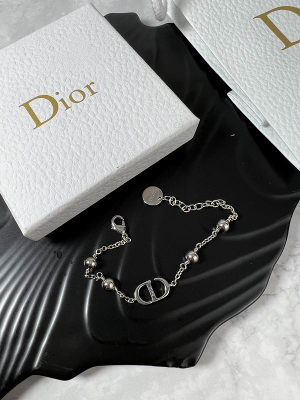 Dior Bracelet 11yxx60 (3)