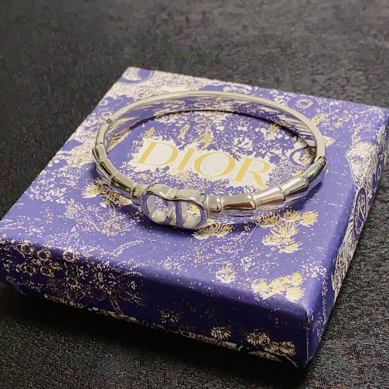 Dior Bracelet 11yxx69 (2)