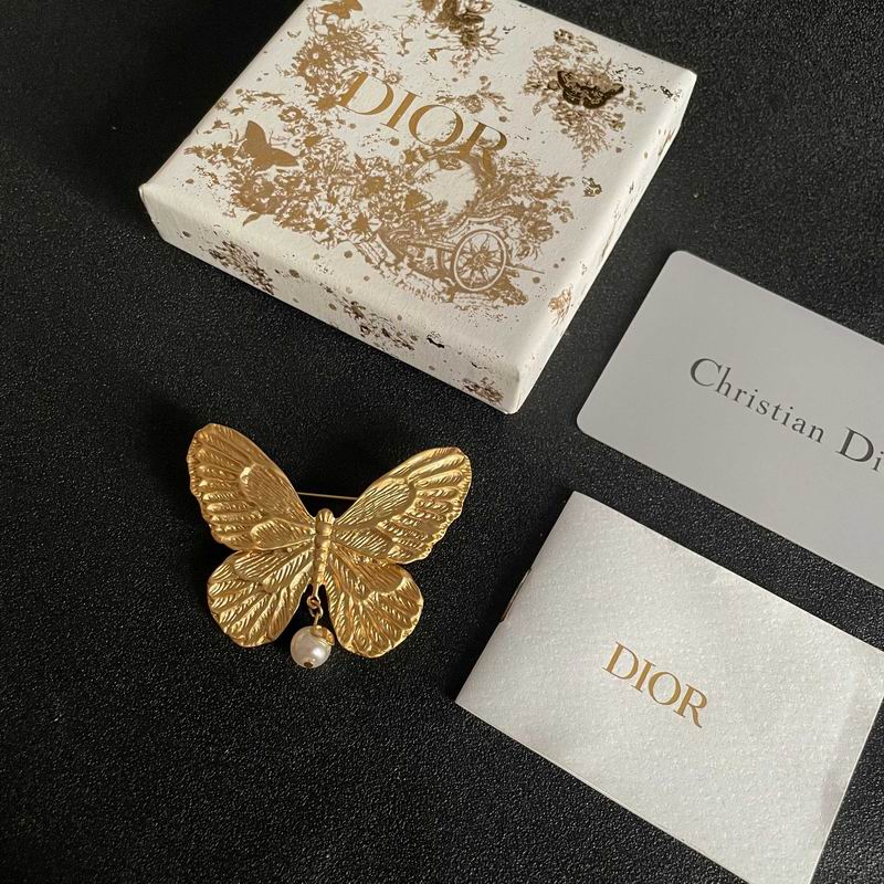 Dior Brooch 10yxx02 (5)