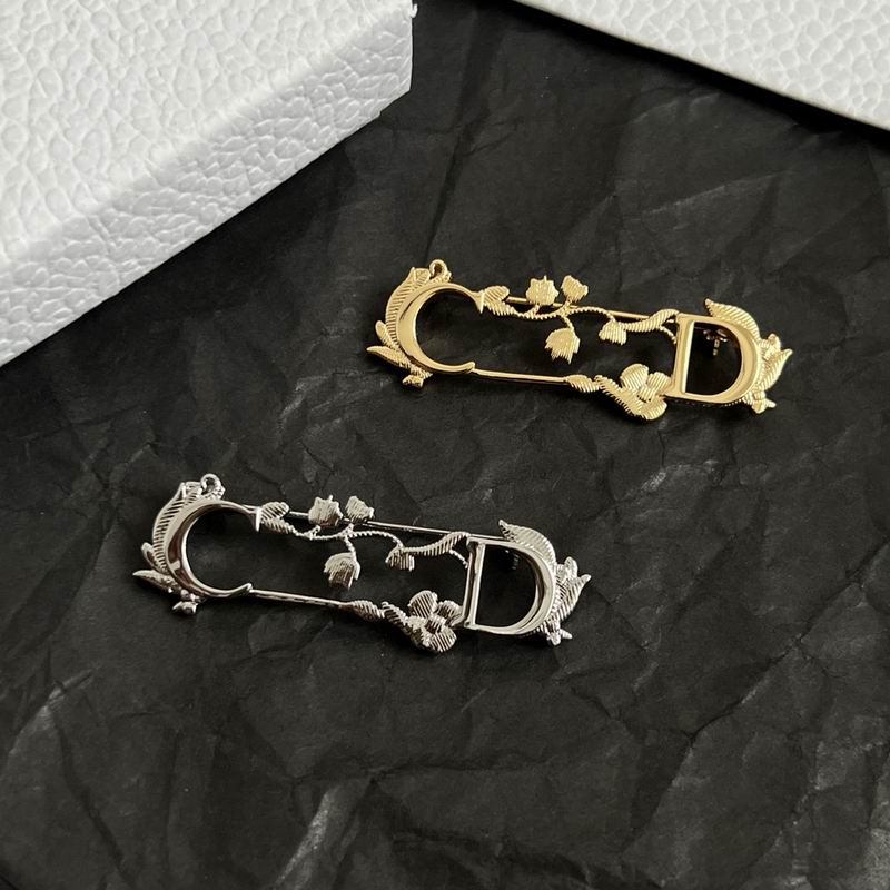 Dior Brooch 11yxx03 (1)