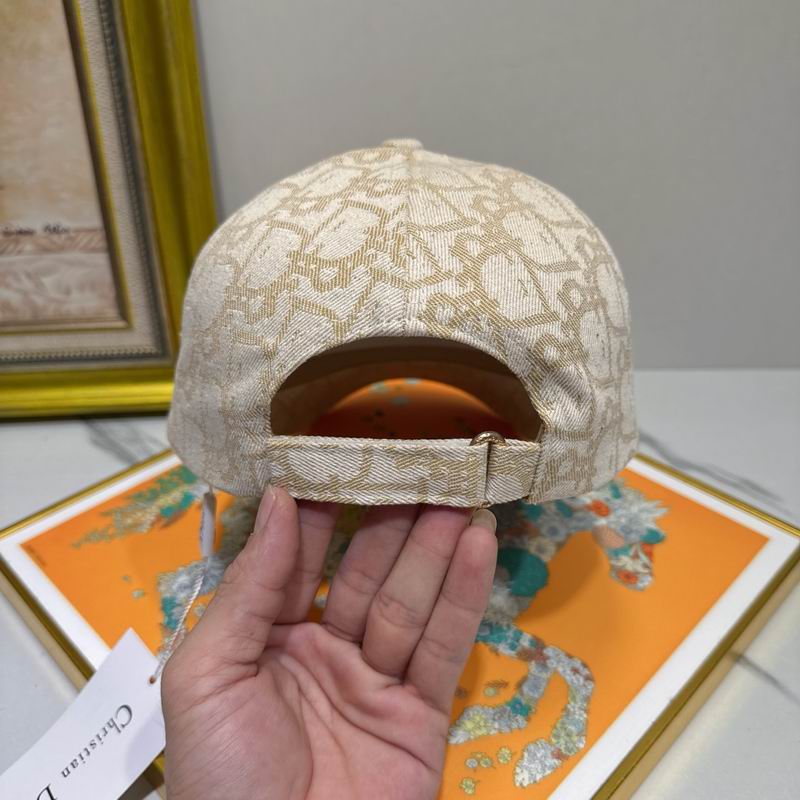 Dior Cap (851)